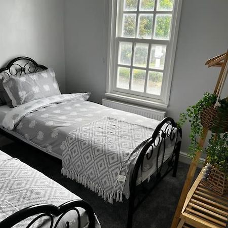 Quay Cottage Parkgate  Luaran gambar